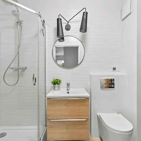 Ina Rent Przy Plazy Brzezno 格但斯克